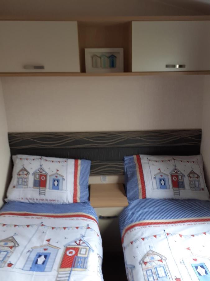 Rick'S Retreat Static Caravan Near The Beach With Free Wifi Lossiemouth Extérieur photo