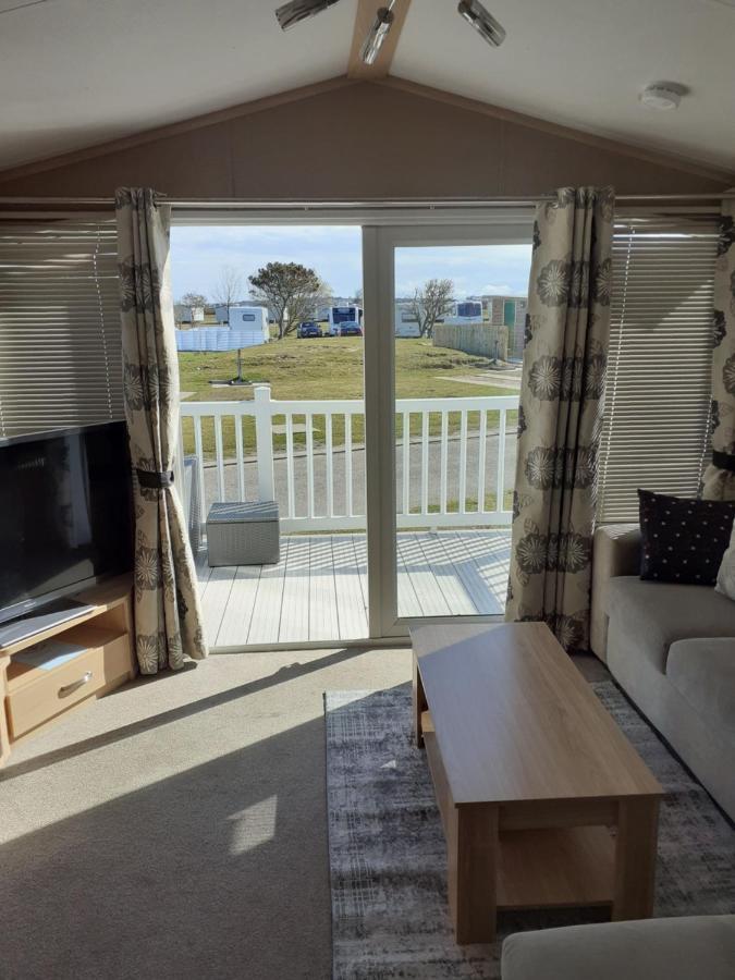 Rick'S Retreat Static Caravan Near The Beach With Free Wifi Lossiemouth Extérieur photo