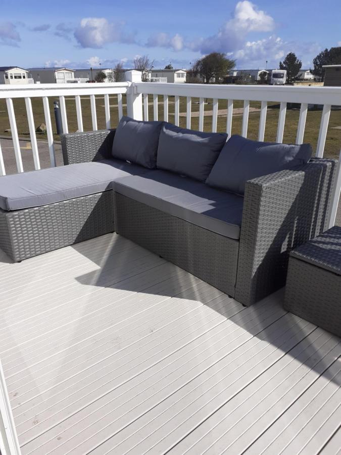 Rick'S Retreat Static Caravan Near The Beach With Free Wifi Lossiemouth Extérieur photo